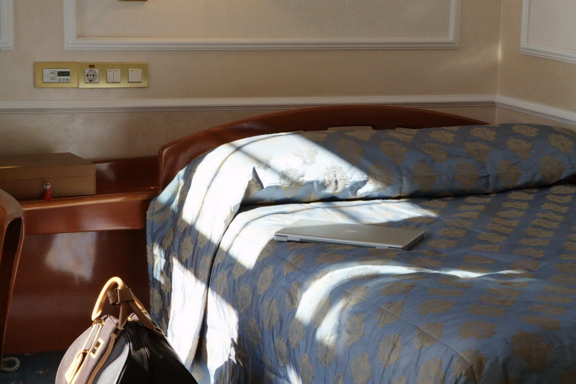 Europe Hotel Minsk Eksteriør billede